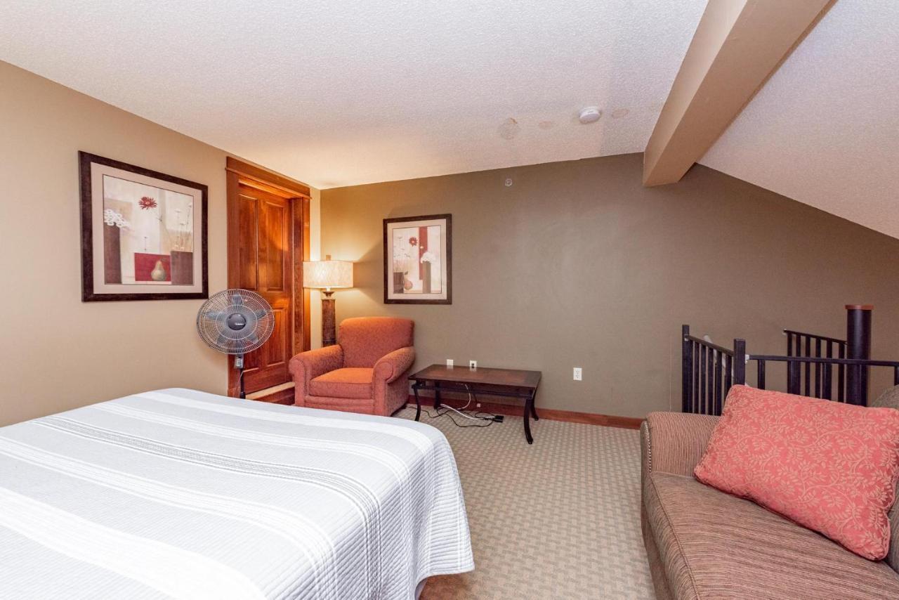 A314 Studio & Loft Standard View Oakland Bagian luar foto